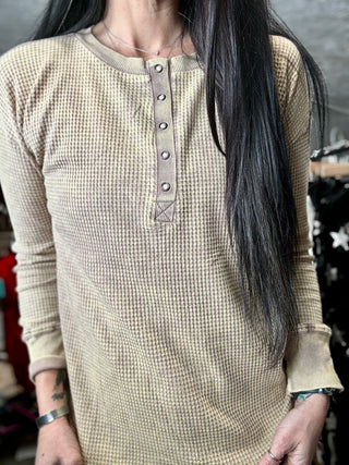 Coyote Junction Henley