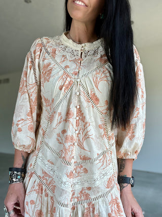 Shanana Floral