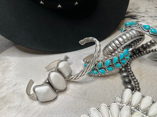 Lexington Cuff