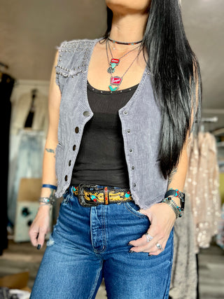 Versailles Vest- Ash Charcoal