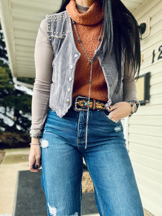 Versailles Vest- Ash Charcoal