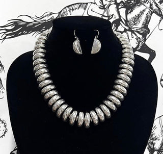 Nassau Necklace Set