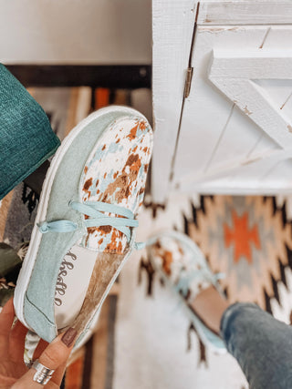 The Mooma Sneaker - Turquoise